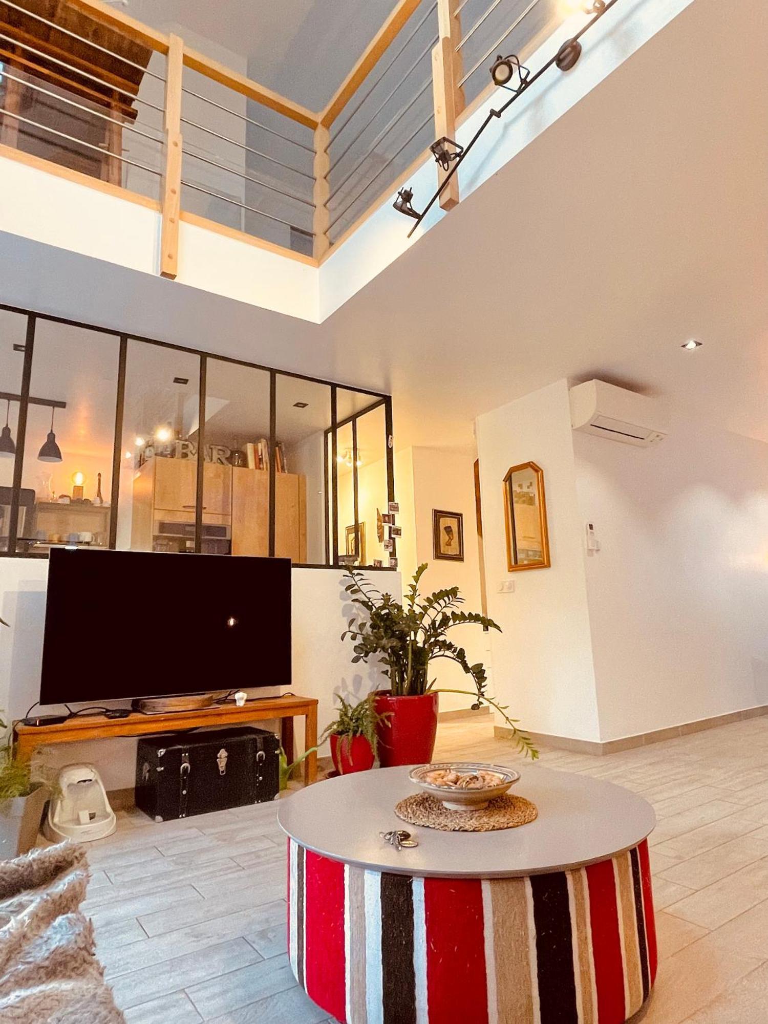 Privatunterkunft Lumineux Avec Jardin Et Jacuzzi - Parentale - Full Ac - Proche - Cdg - Stade De France - Parc Des Expositions