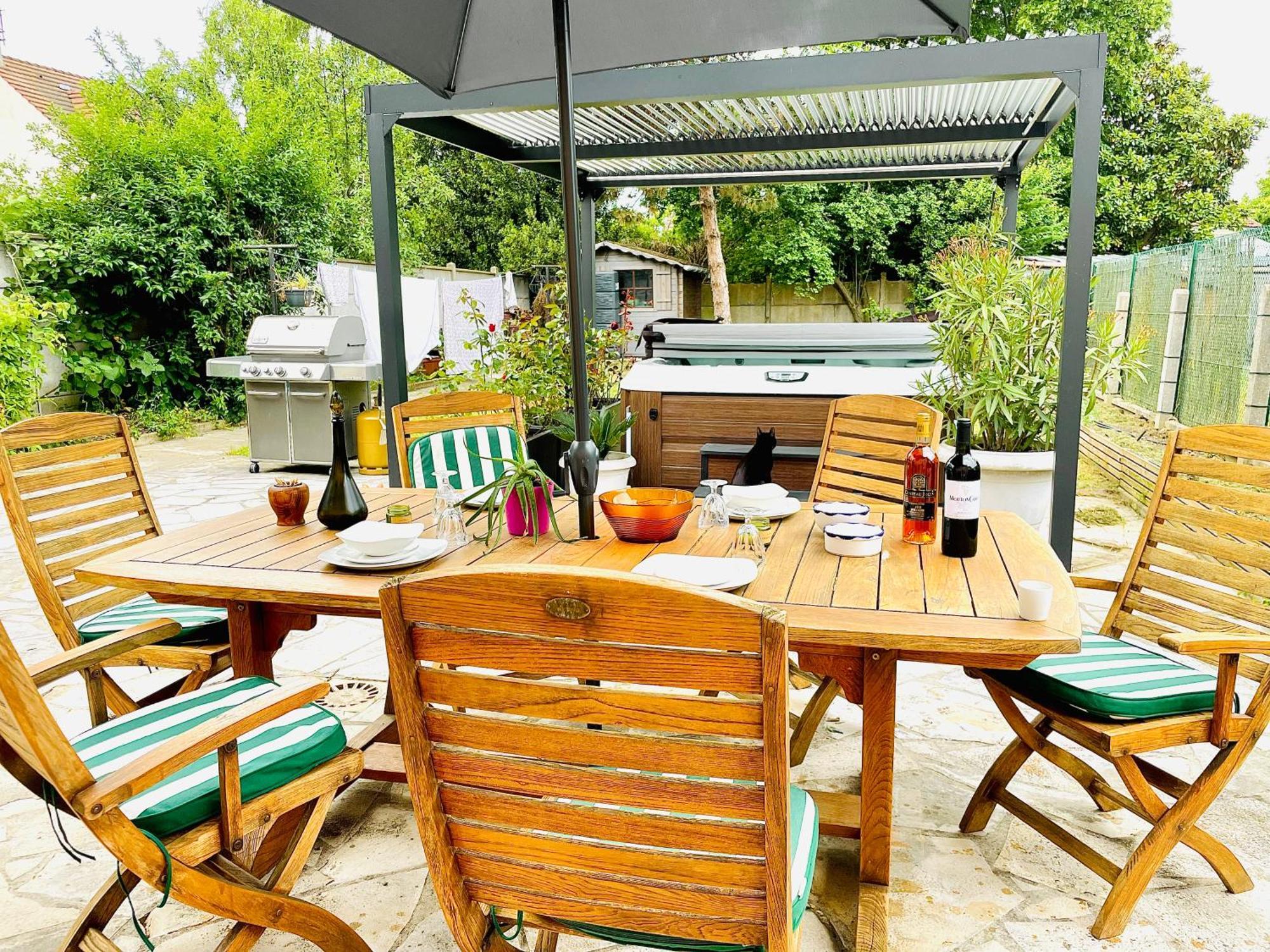 Lumineux Avec Jardin Et Jacuzzi - Parentale - Full Ac - Proche - Cdg - Stade De France - Parc Des Expositions *